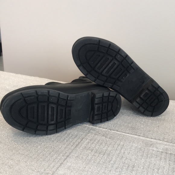 Chooka handcrafted premium rain boots with fleece inside. - Picture 6 of 6